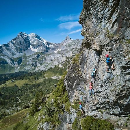 Bed And Breakfast - Die Aelplersuit Fuer Backpackers Im Berghuesli Linthal Esterno foto
