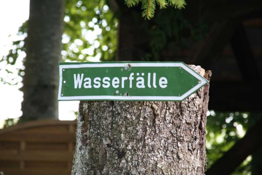 Bed And Breakfast - Die Aelplersuit Fuer Backpackers Im Berghuesli Linthal Esterno foto